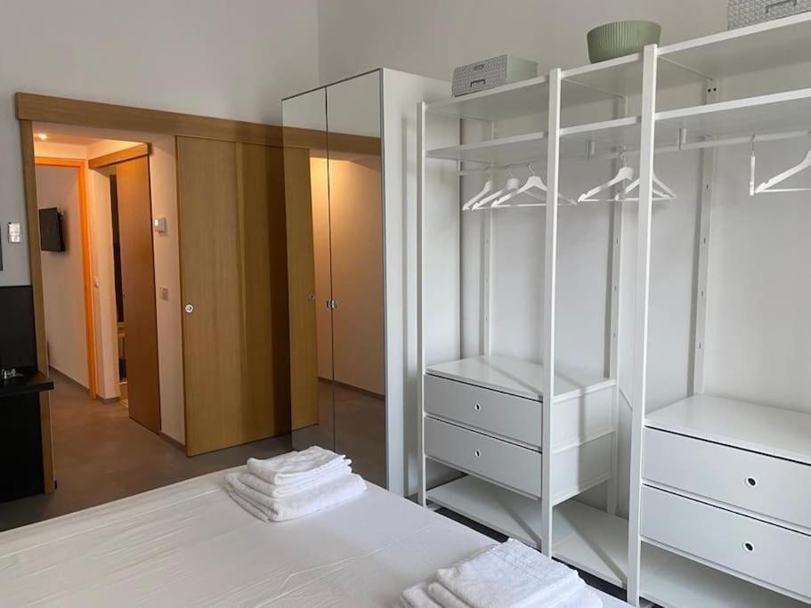 Just Like Home In Bocconi Milano Exteriör bild